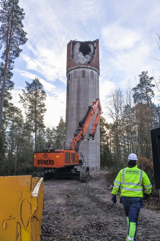 Rivning av vattentorn